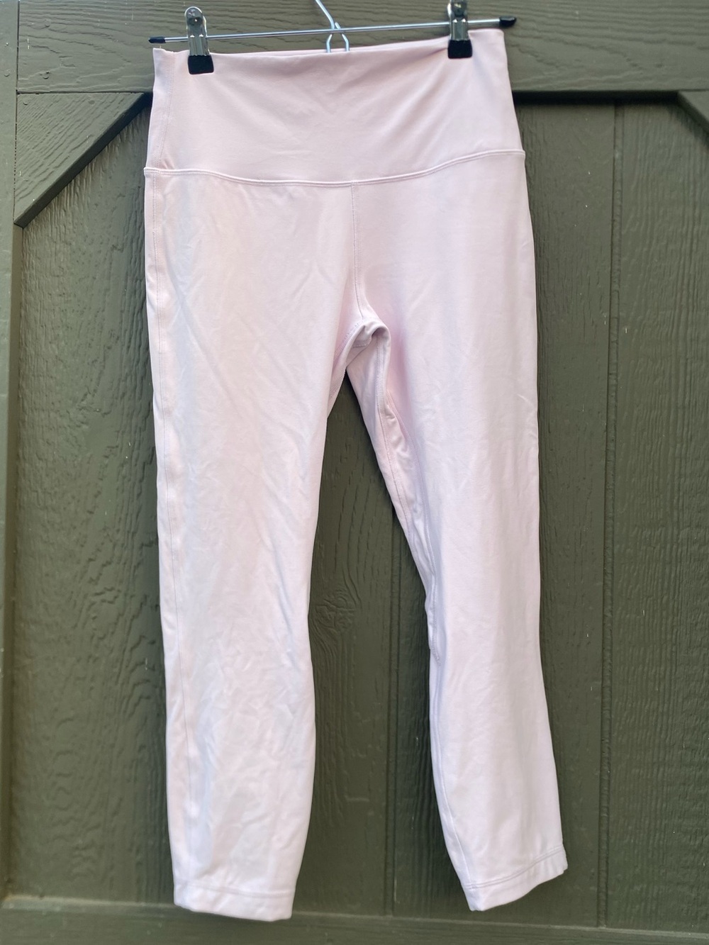 EUC Lululemon Align High-Rise Crop 23". - 8 Strawberry Milkshake/ Pink Pearl